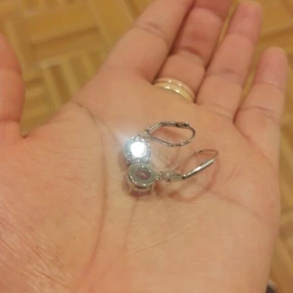 New 18k Water drop Shiny Dangle Earrings - Picture 4 of 7